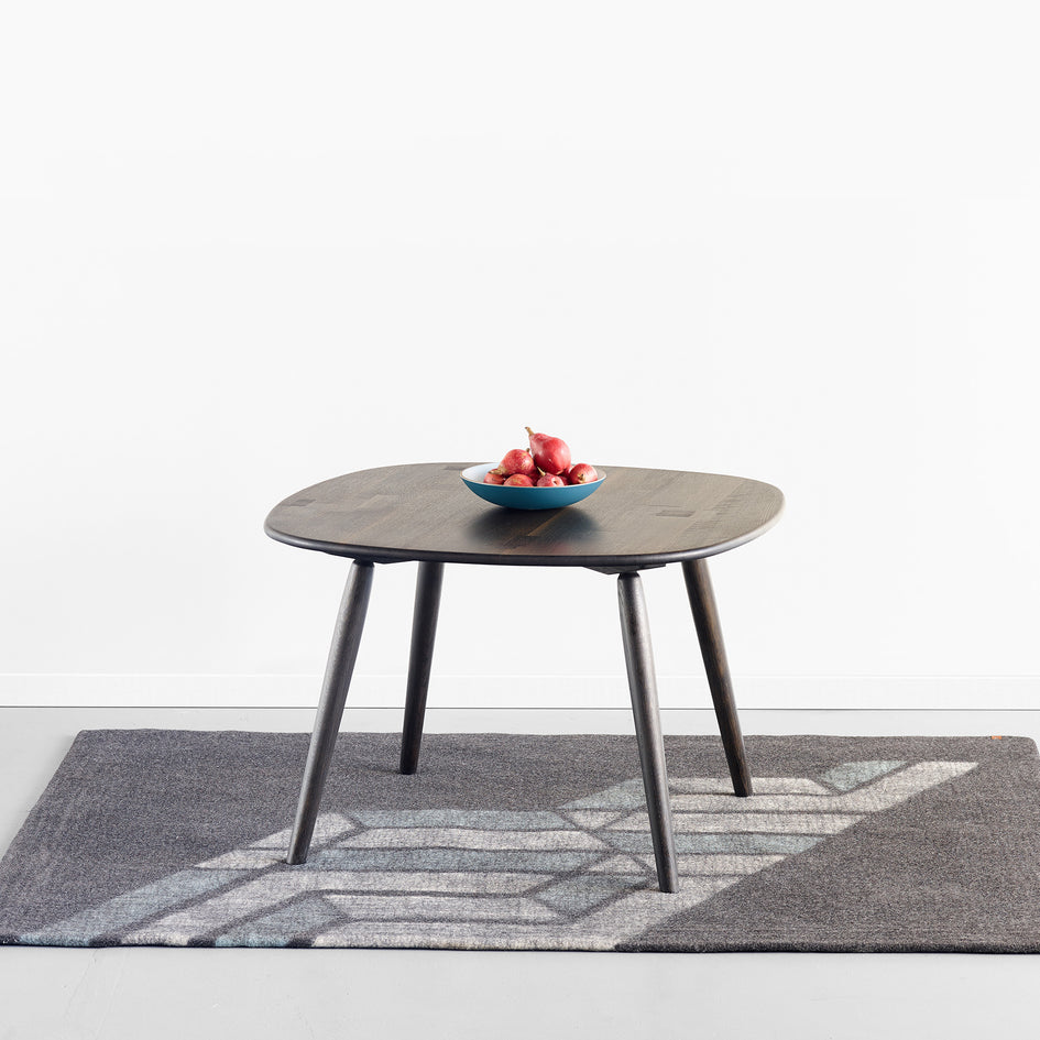 Round Nomad Dining Table Image 1