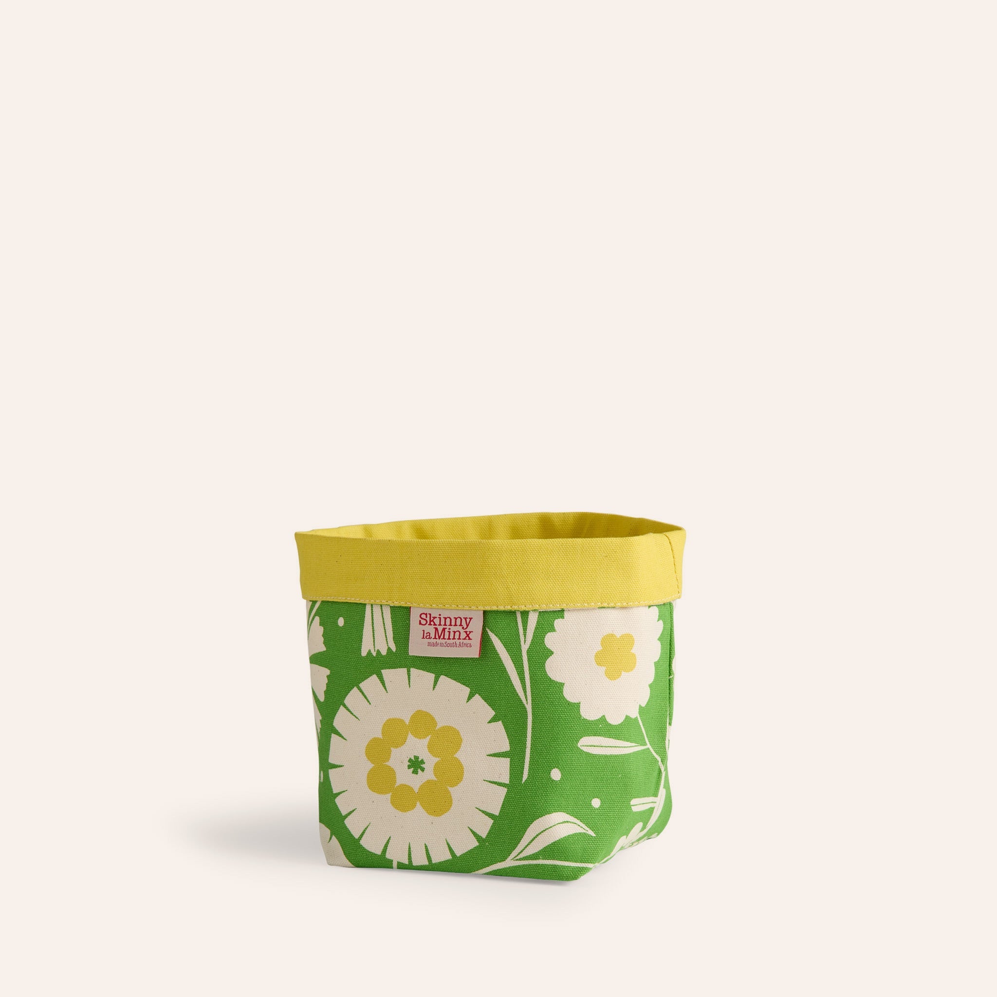 Flourish Soft Bucket in Grass Green