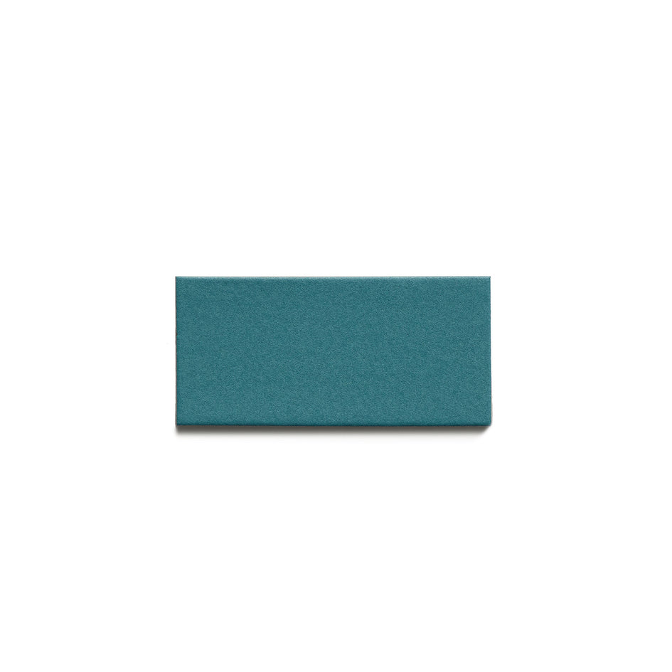 M40 Turquoise Zoom Image 2