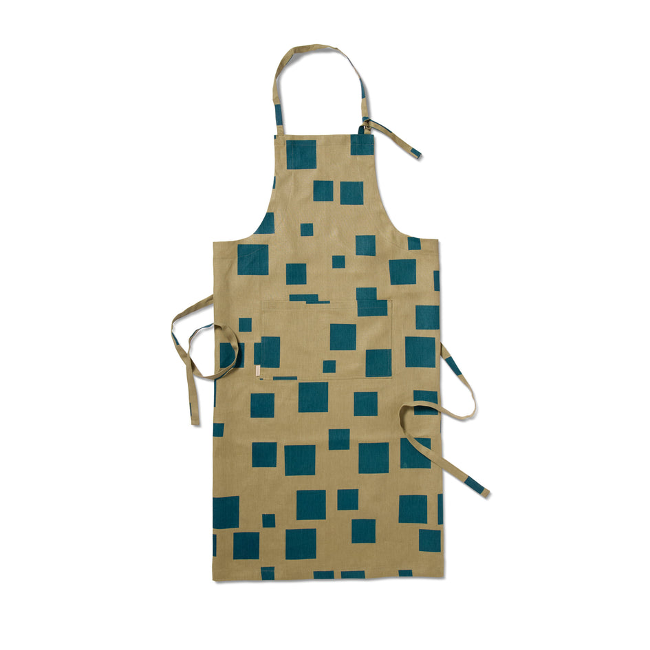 Casa Pattern Jennifer Apron in Peacock & Seaweed Image 1