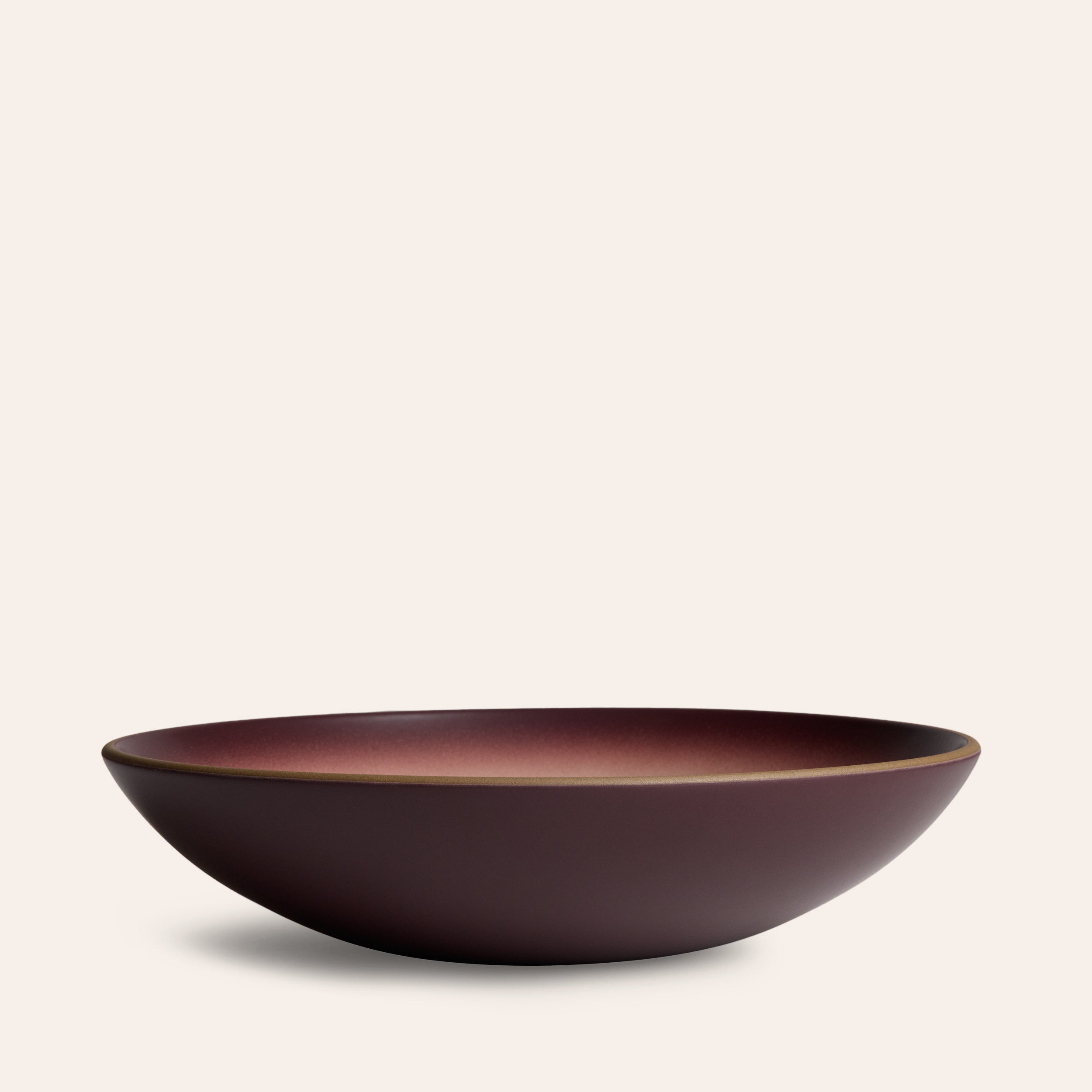 Shallow Salad Bowl in Taproot Fade