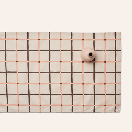 Picnic Runner in Smudge
