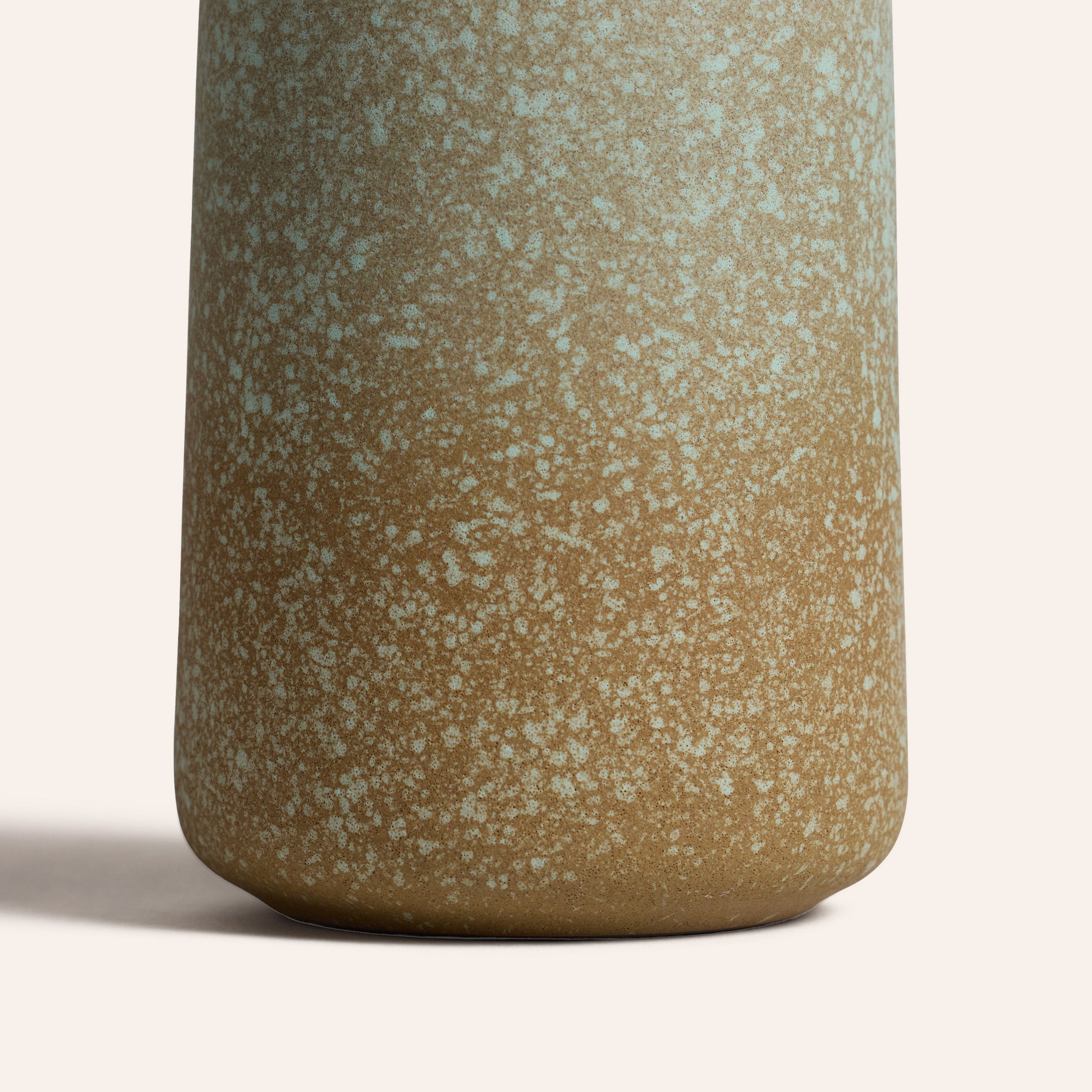 Tall Vase in White Pumice / Turmeric / Soapstone