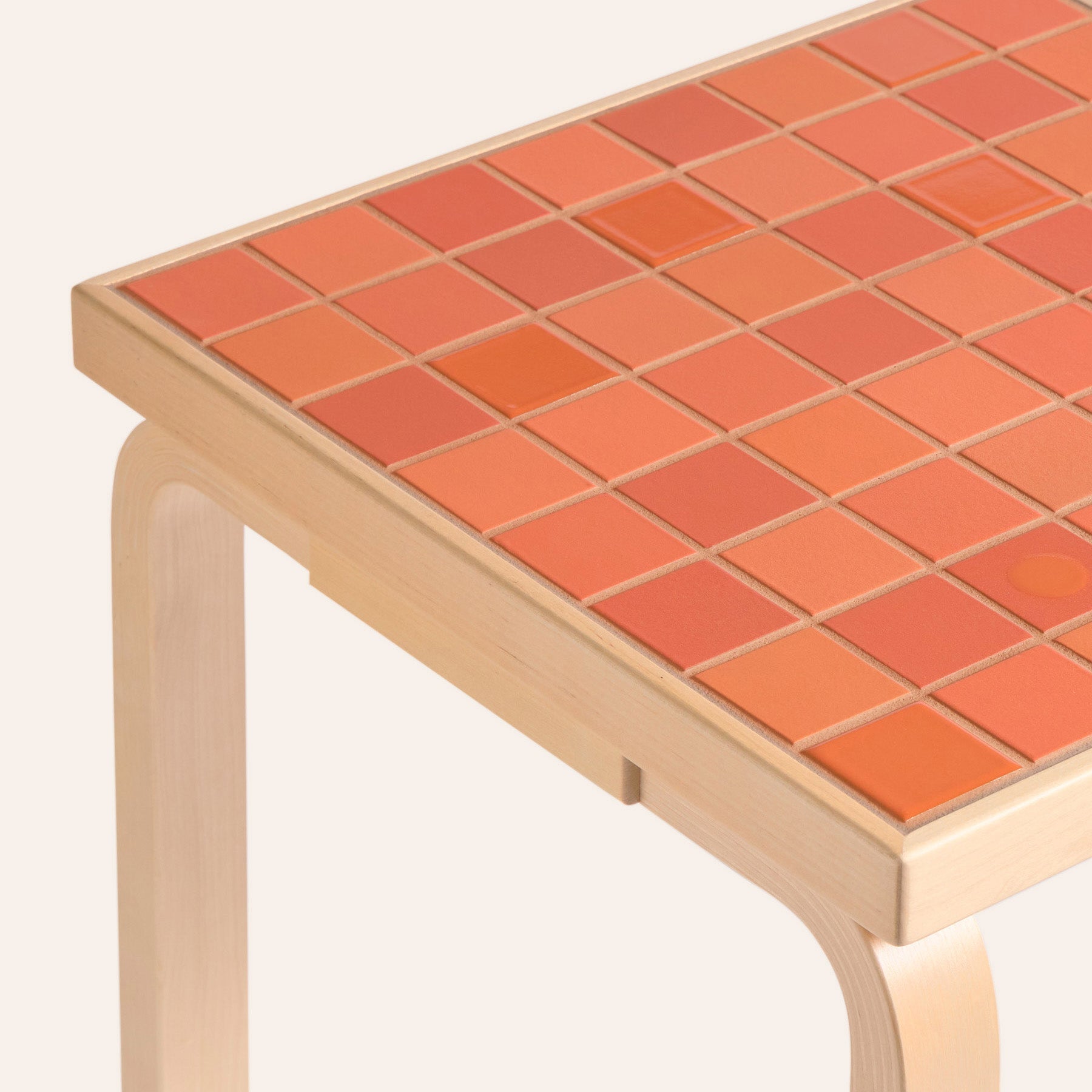 Tile Table Square in Red+