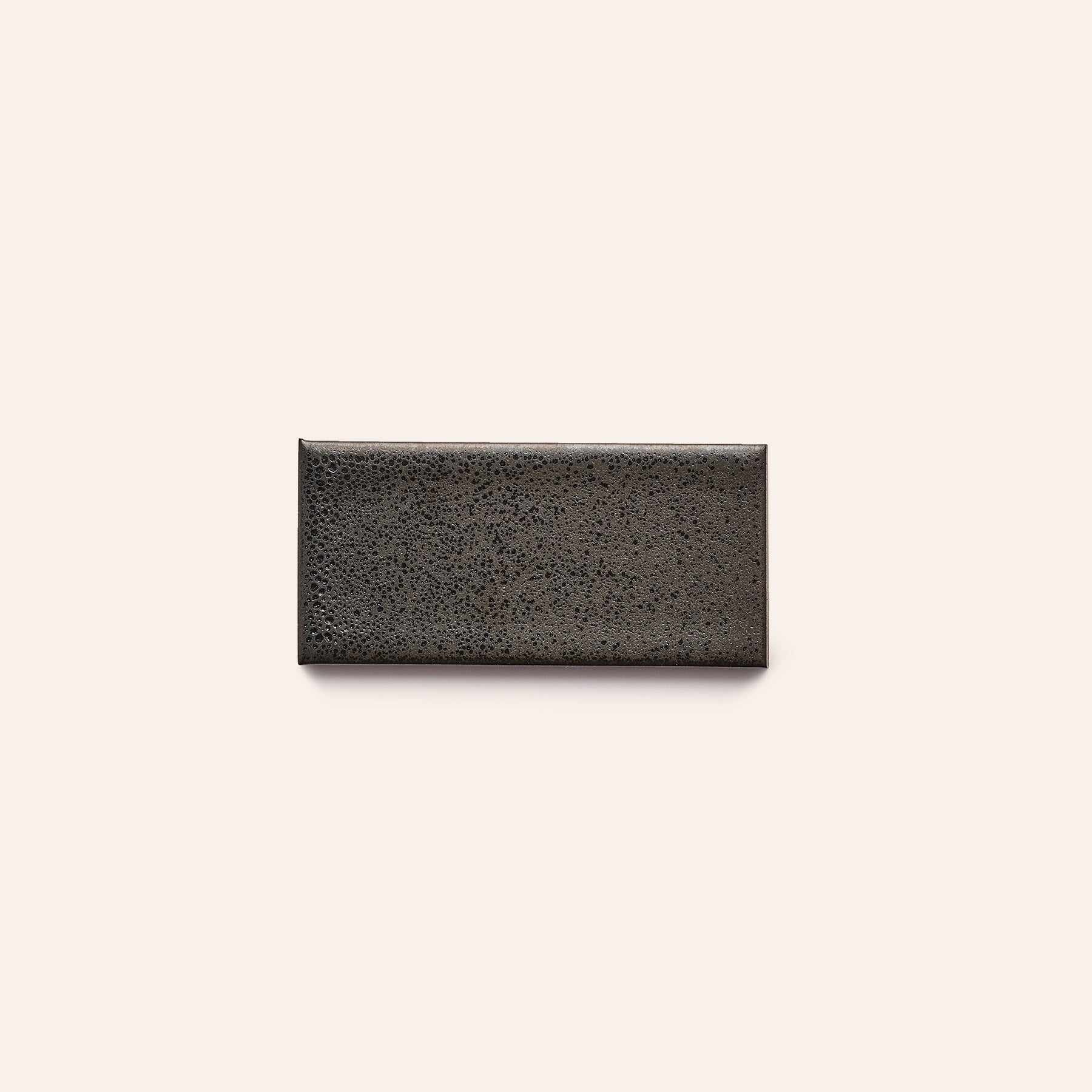 LM5 Sample in Basalt-Gunmetal