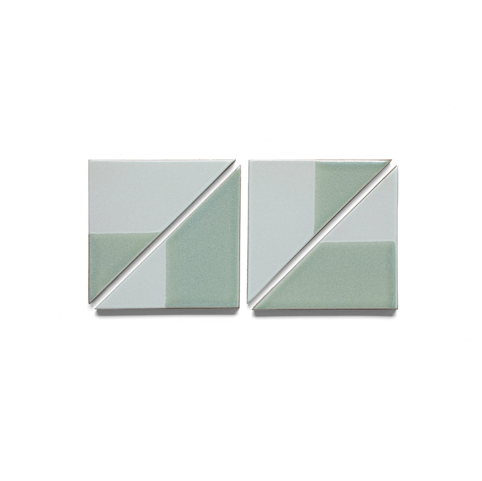 DG23 Sample in Winter Sky Blend Triangles Image 1