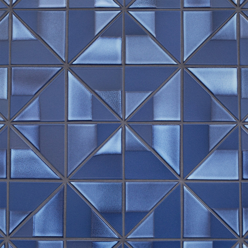DG6 Bay Blue Blend Triangles Image 2