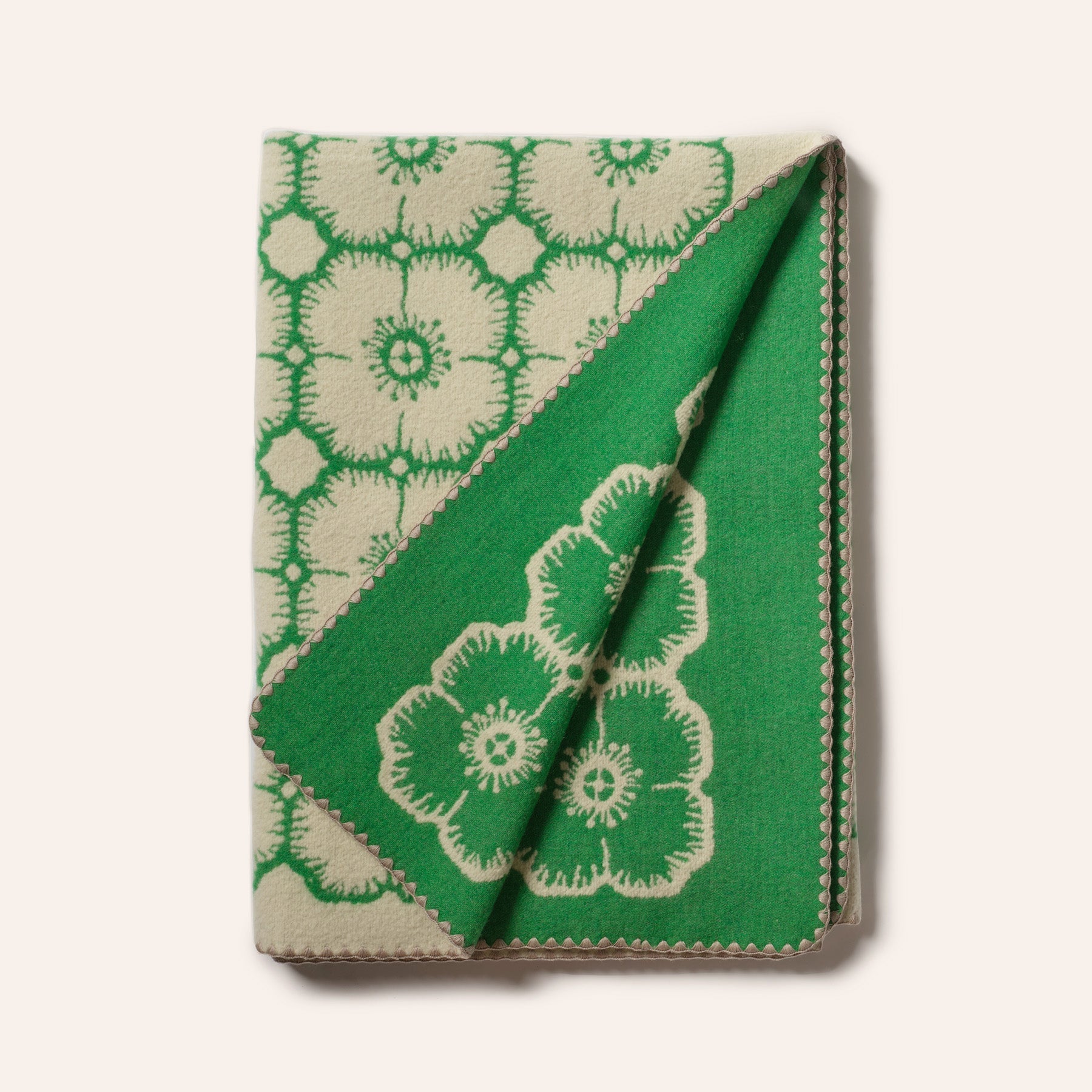 Anemone Blanket in Green