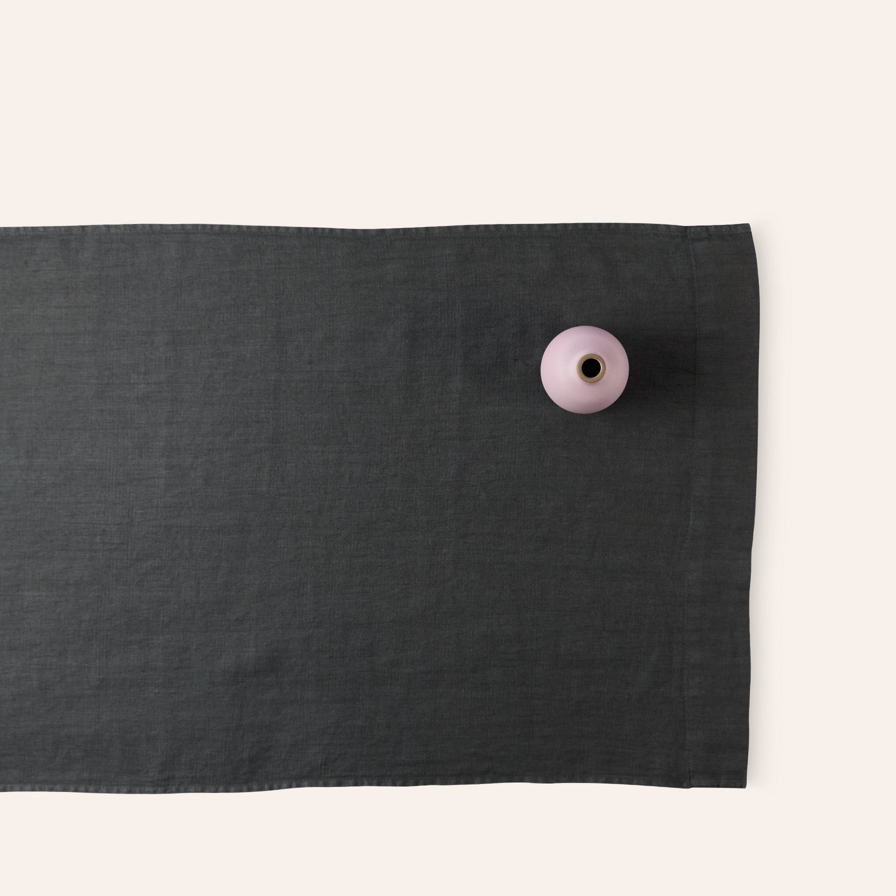 Tela Runner in Carnico Gray