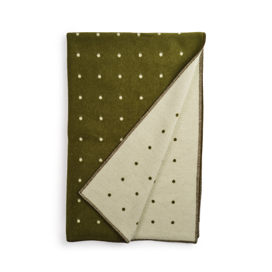 Pastille Throw in Green Moss Image 1