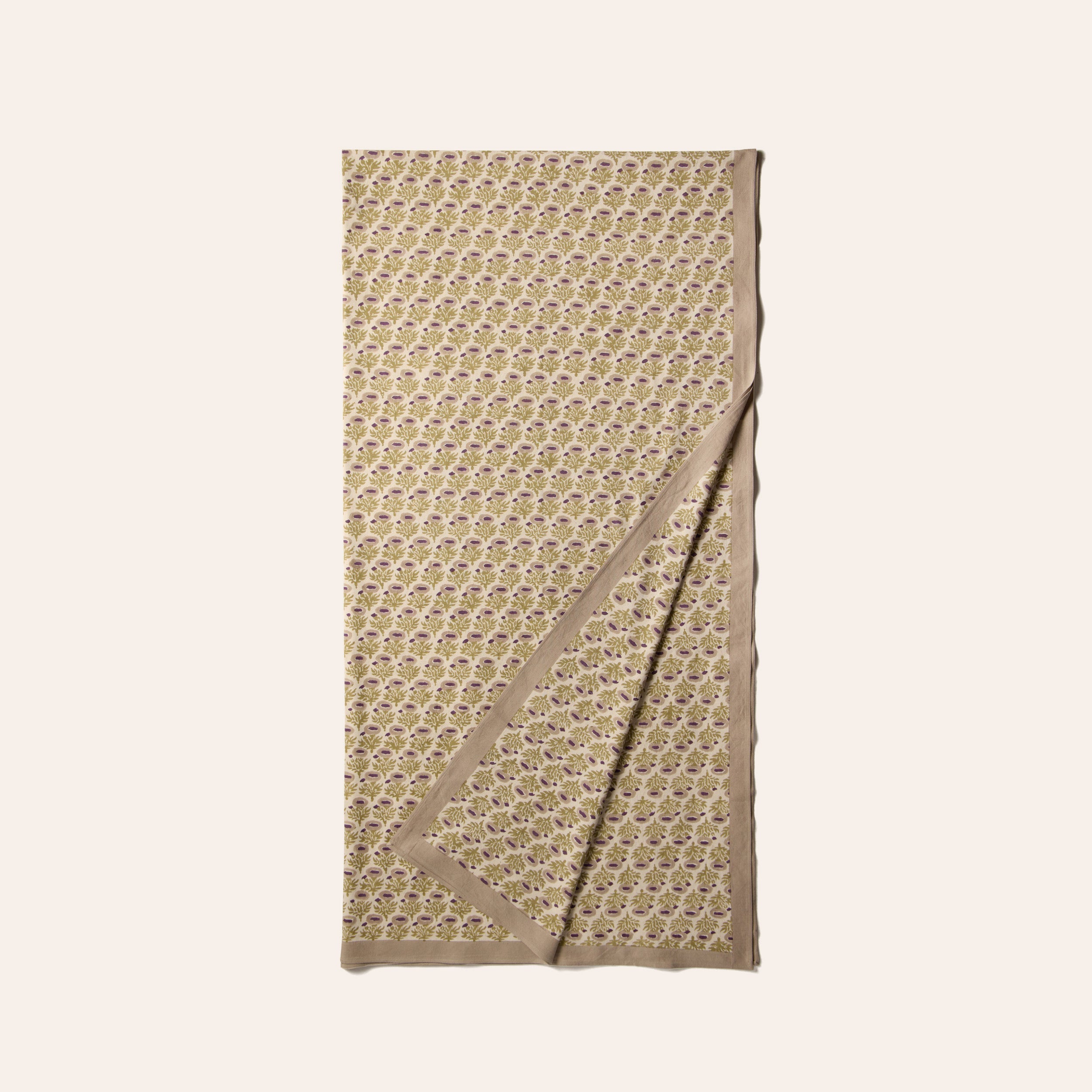Rumi Tablecloth in Plum