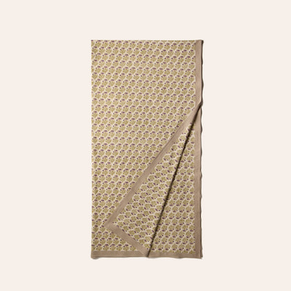 Rumi Tablecloth in Plum