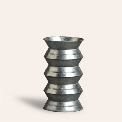 Zigzag Vase in Galvanized Steel
