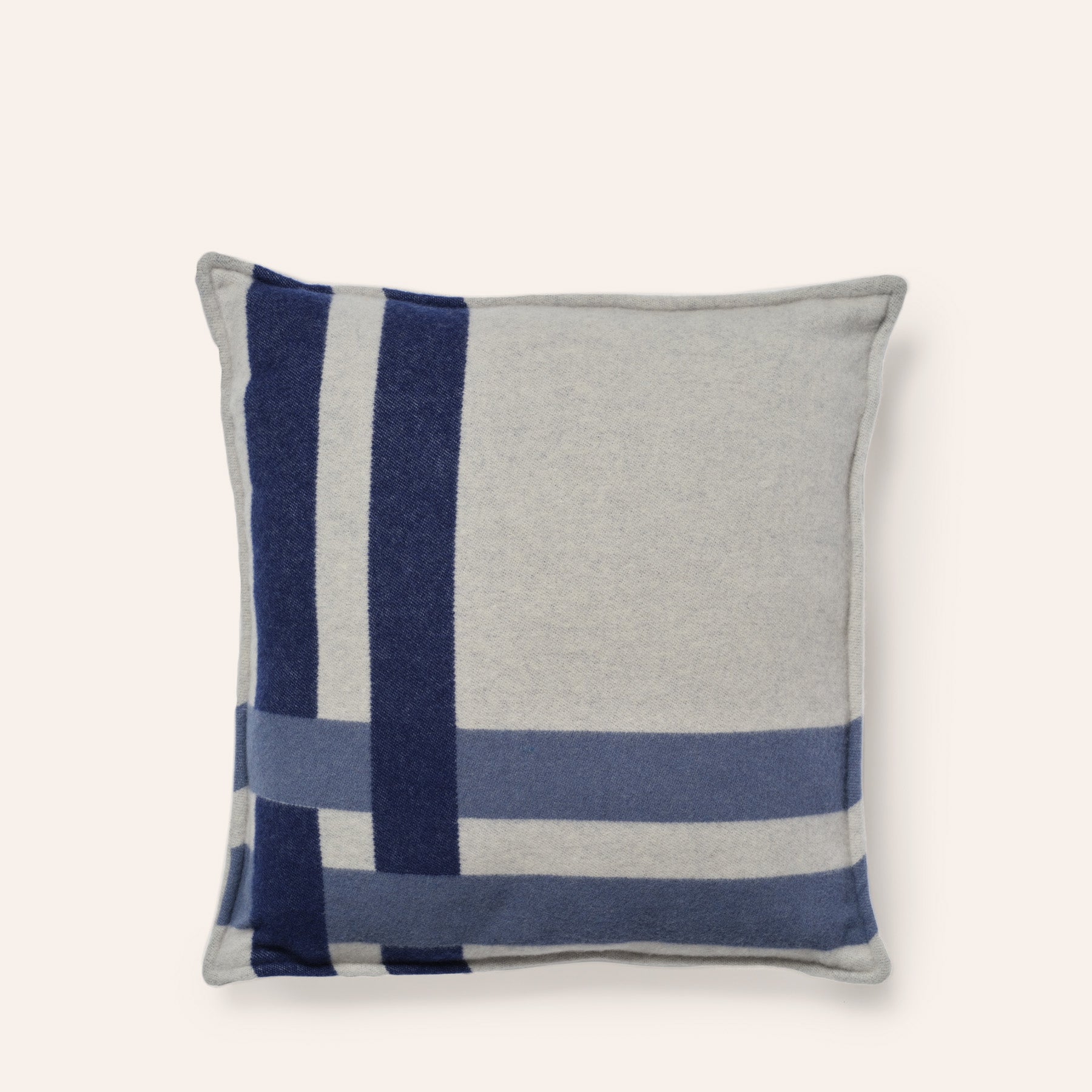 Rete Jacquard Pillow in Milk