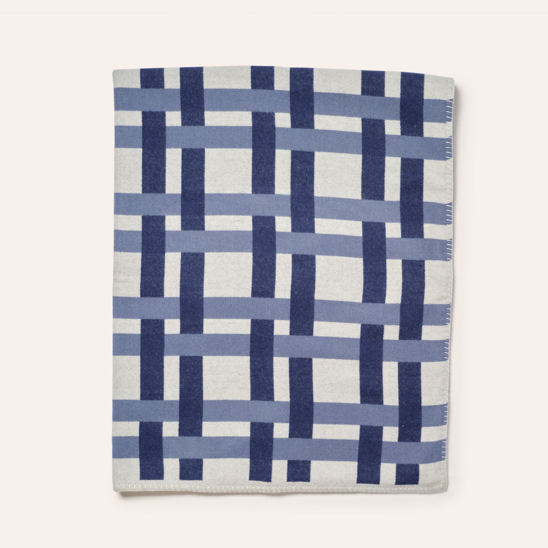 Rete Jacquard Blanket in Milk