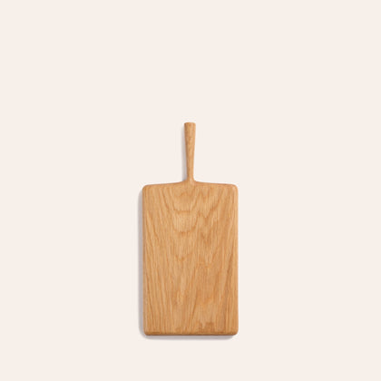 Classic Cutting Board in Oak