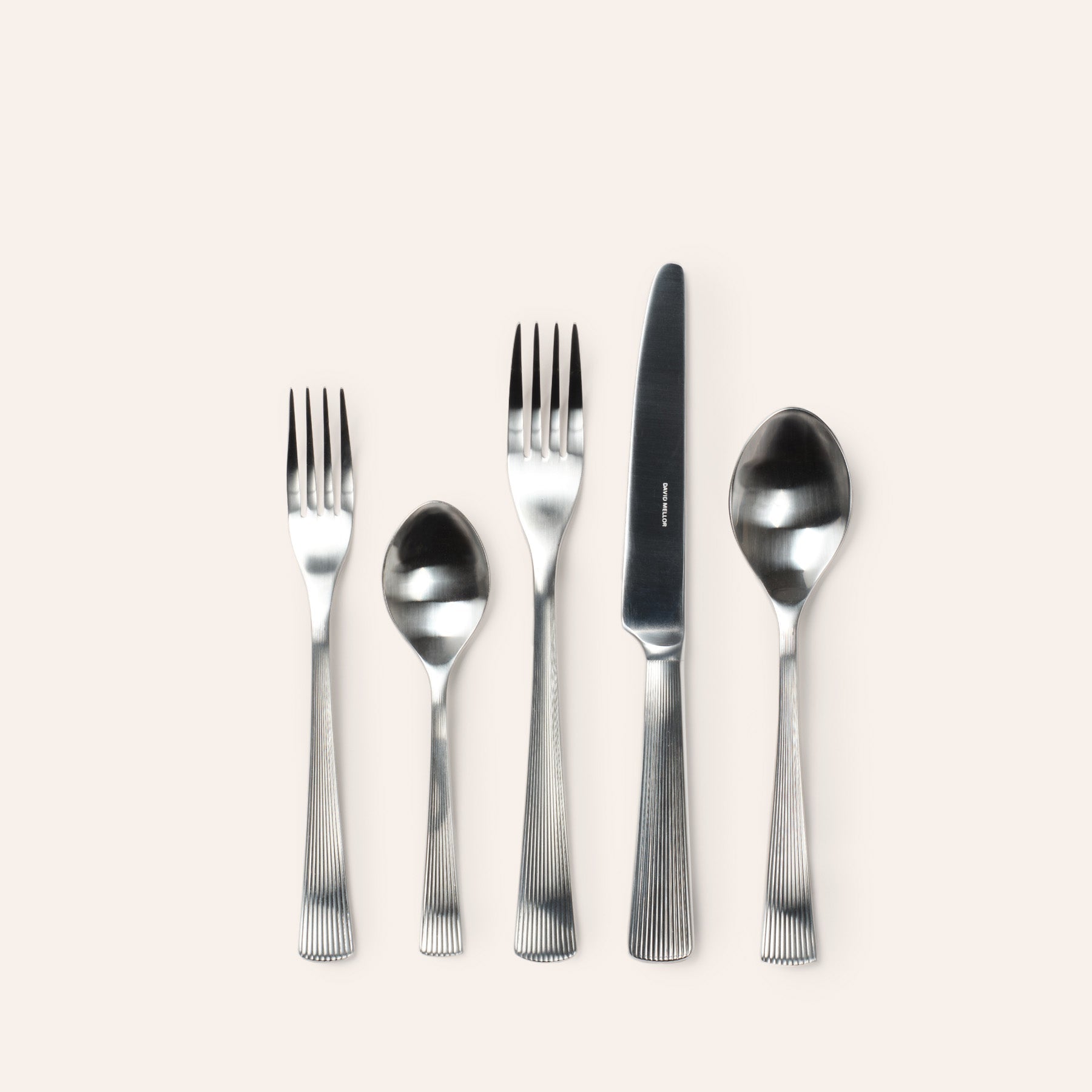 Liner Flatware (5 piece setting)