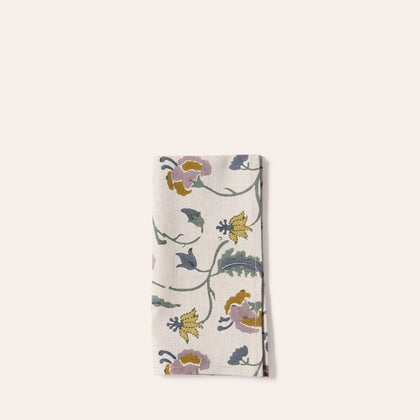 Dua Napkin in Forest