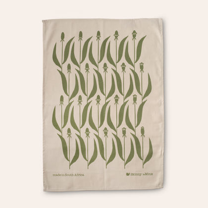 Flower Ring Tea Towel in Cypress