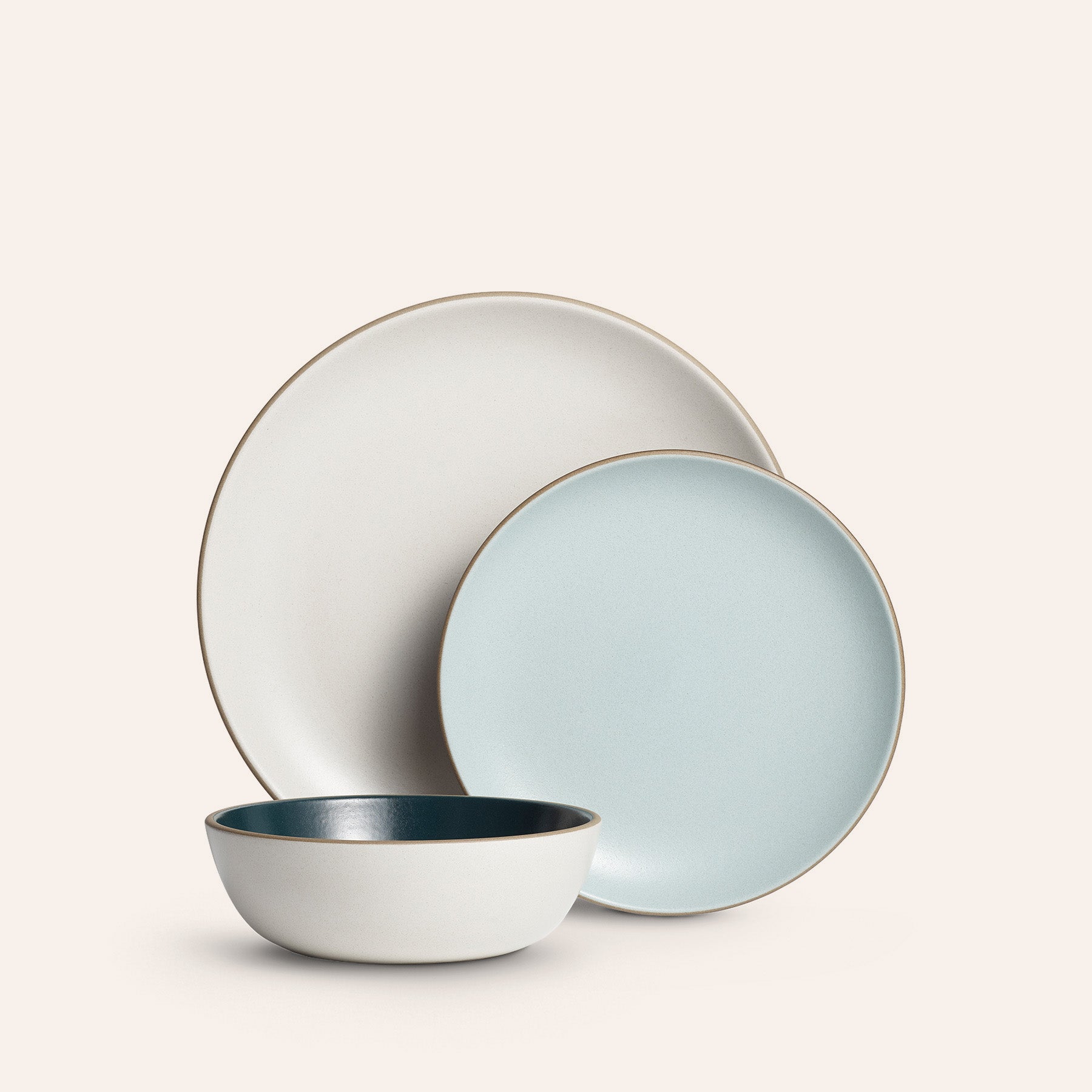 Issaquah Dinnerware Set