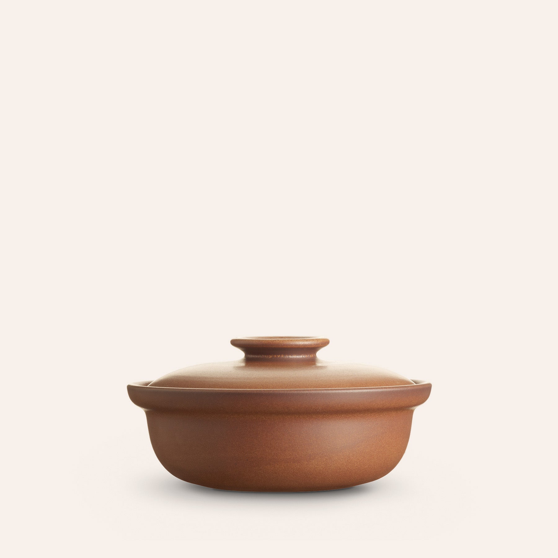 Medium Covered Serving Dish in Redwood