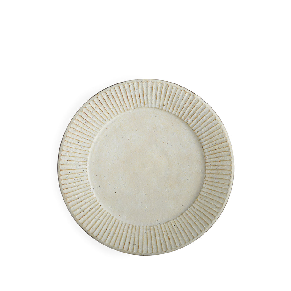 Pleated Plate (8.5) Image 1