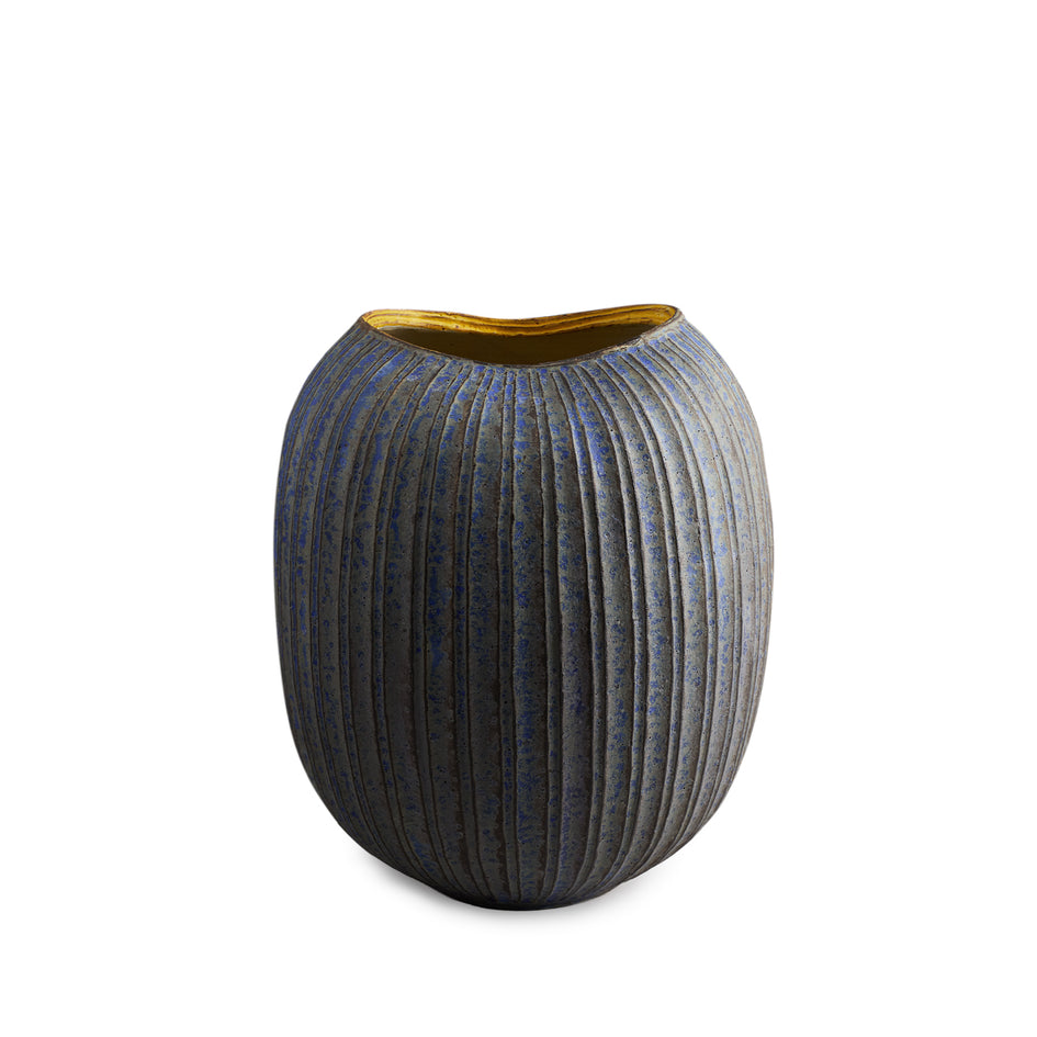 #30 Large Potbelly Vase in Indigo Image 1