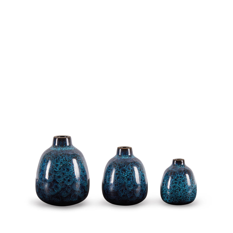 Baby Vase in Cosmos Image 3