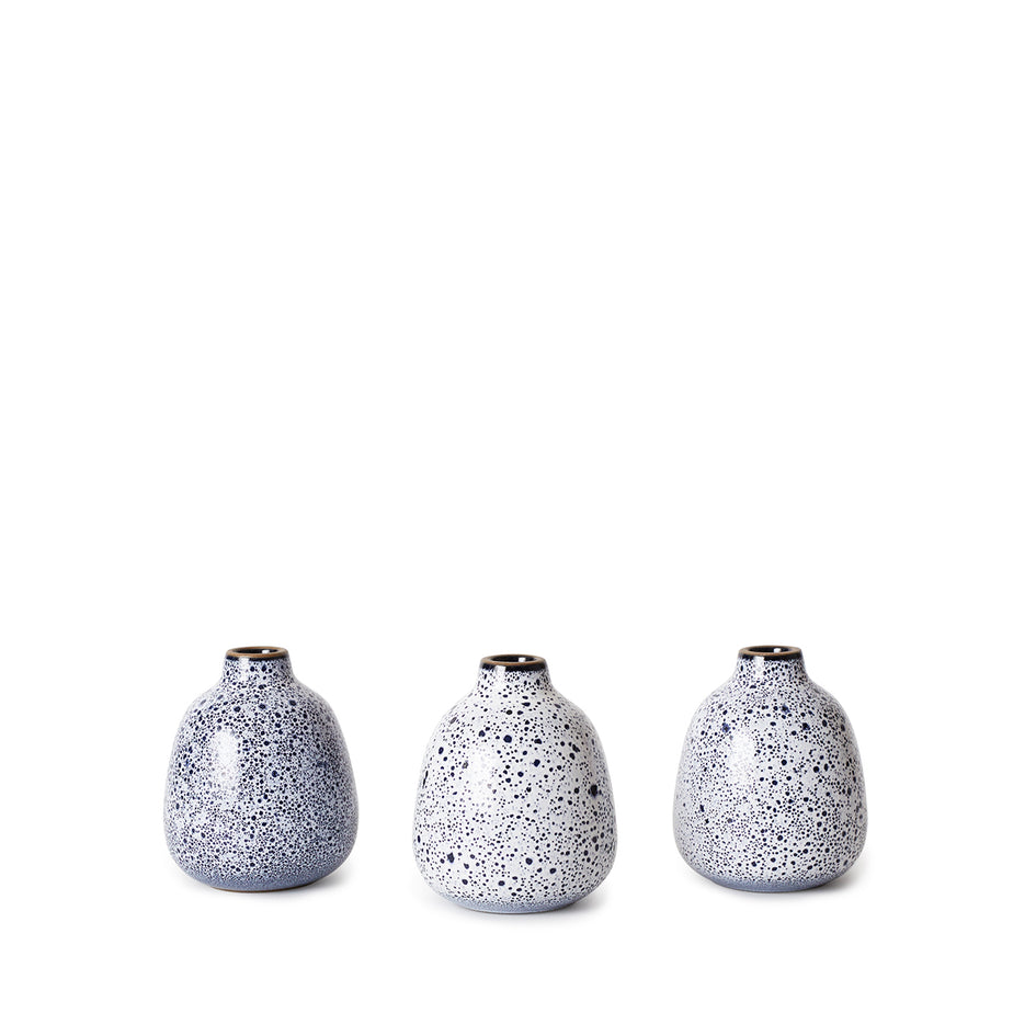 Buddy Vase in Opaque White and Midnight Image 2