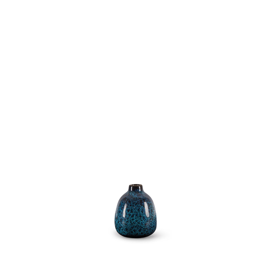 Baby Vase in Cosmos Image 1
