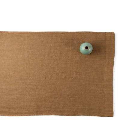 Tela Runner in Russet Brown