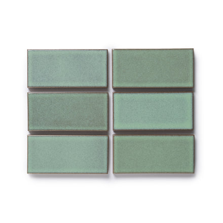 G121 Sample in Kitchen Green