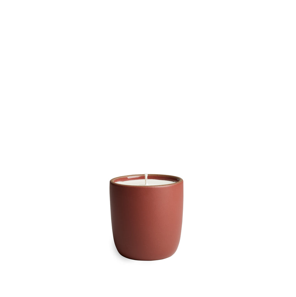 Pine and Cedarwood Candle in Chile Image 1